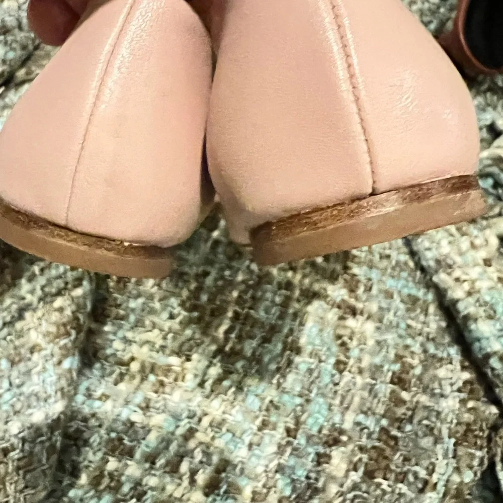 Tory Burch Pink and Black Flats with Gold Logo - Picture 3 of 6